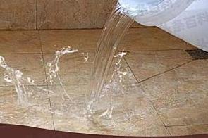 张店漏水维修 免砸砖防水材料该如何施工